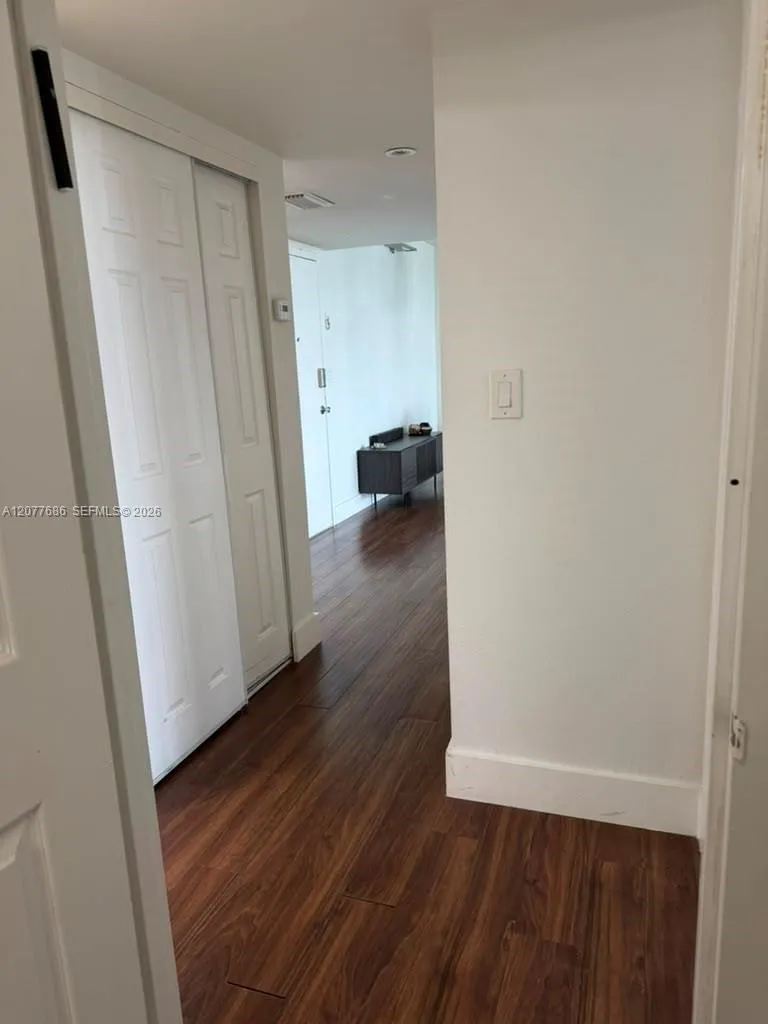 3375 Country Club Dr #607 Aventura, FL 33180