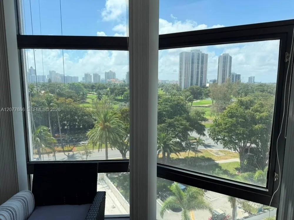 3375 Country Club Dr #607 Aventura, FL 33180