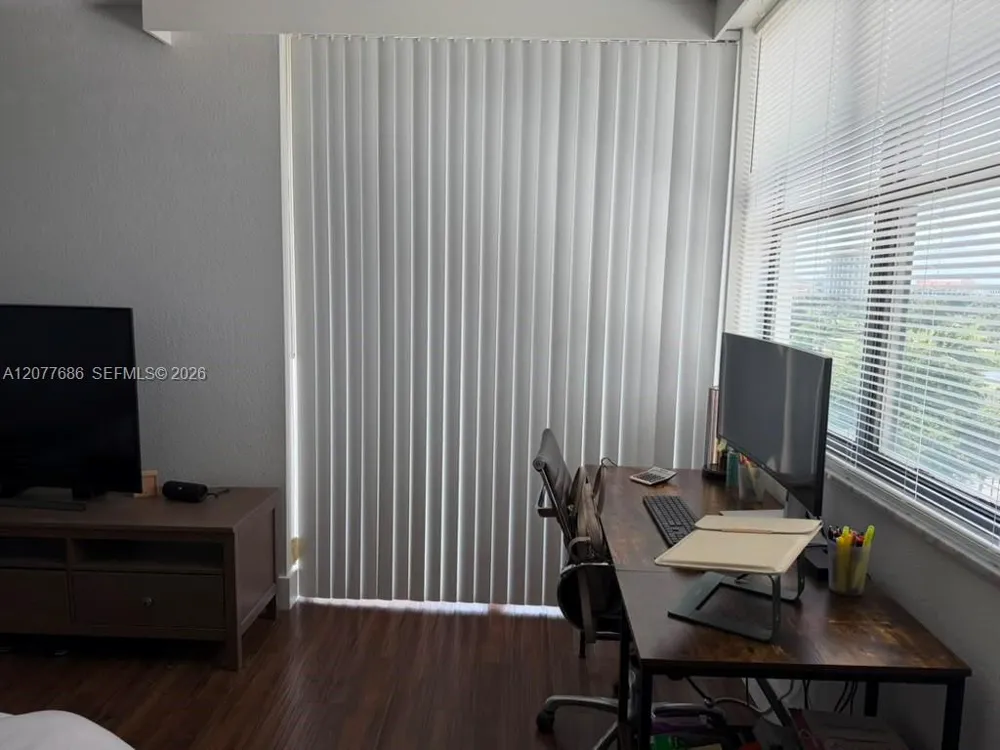 3375 Country Club Dr #607 Aventura, FL 33180