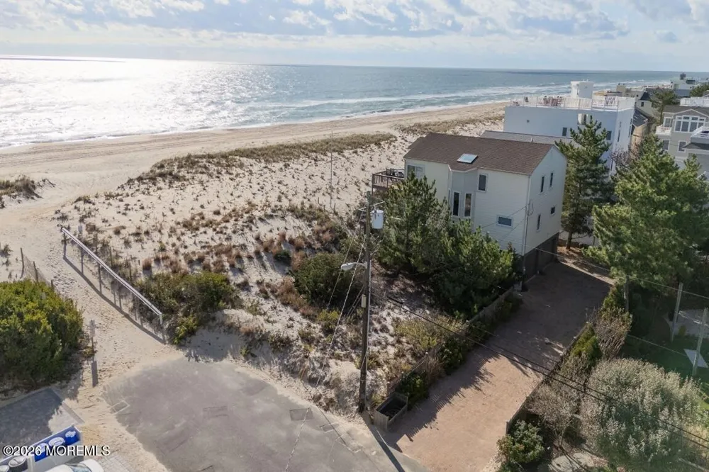 206 E 20th Street Long Beach, NJ 08008