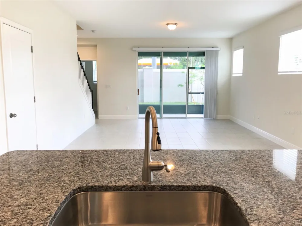 5518 VIOLA LEE WAY Lutz, FL 33558