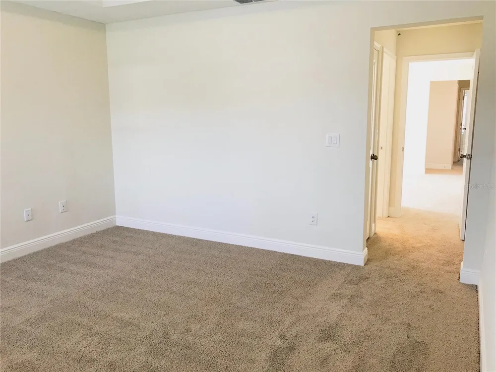 5518 VIOLA LEE WAY Lutz, FL 33558