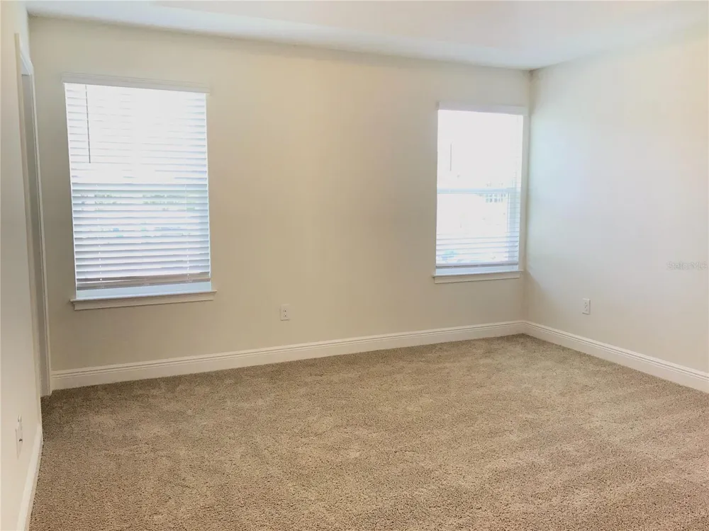 5518 VIOLA LEE WAY Lutz, FL 33558