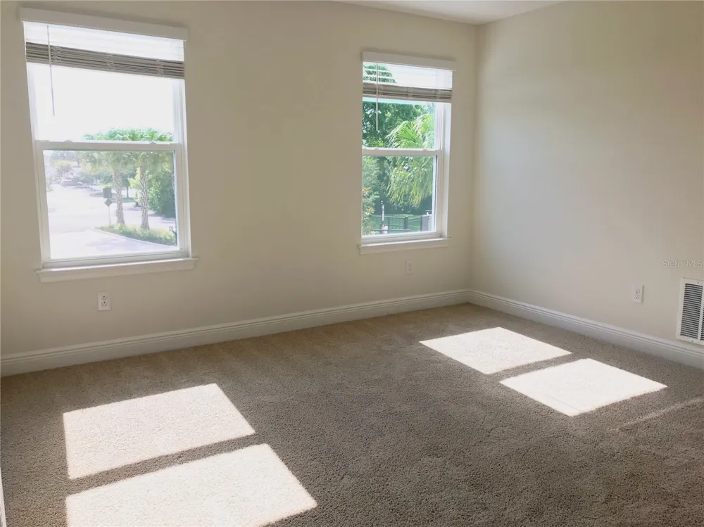 5518 VIOLA LEE WAY Lutz, FL 33558