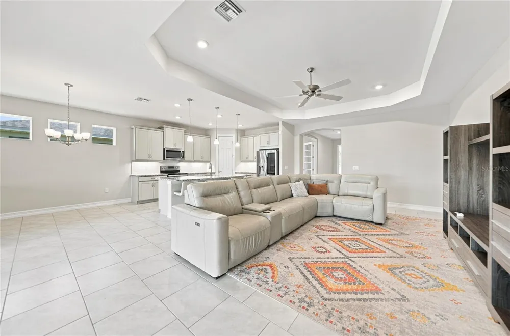719 HEATHER LAKE AVENUE Cape Coral, FL 33993