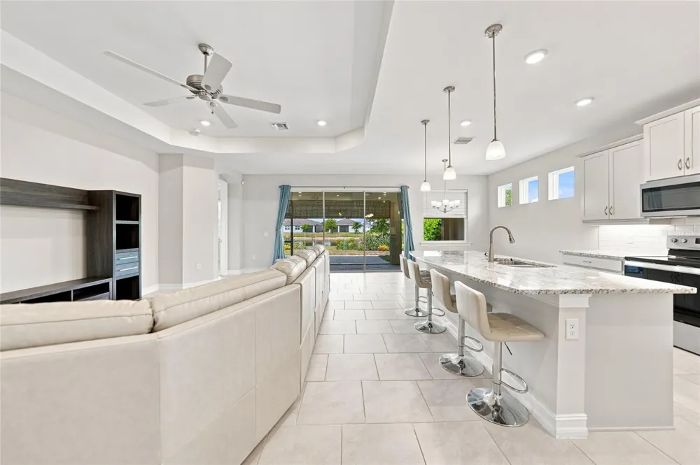 719 HEATHER LAKE AVENUE Cape Coral, FL 33993