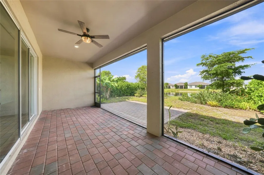719 HEATHER LAKE AVENUE Cape Coral, FL 33993