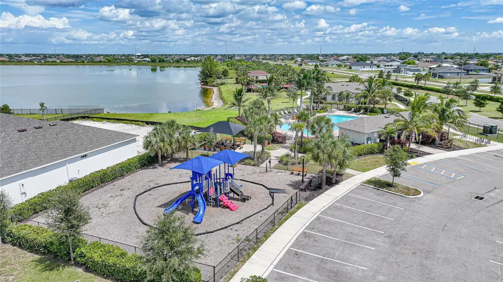 719 HEATHER LAKE AVENUE Cape Coral, FL 33993
