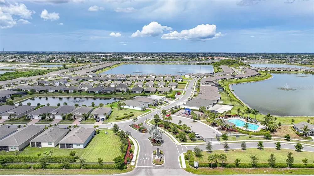719 HEATHER LAKE AVENUE Cape Coral, FL 33993