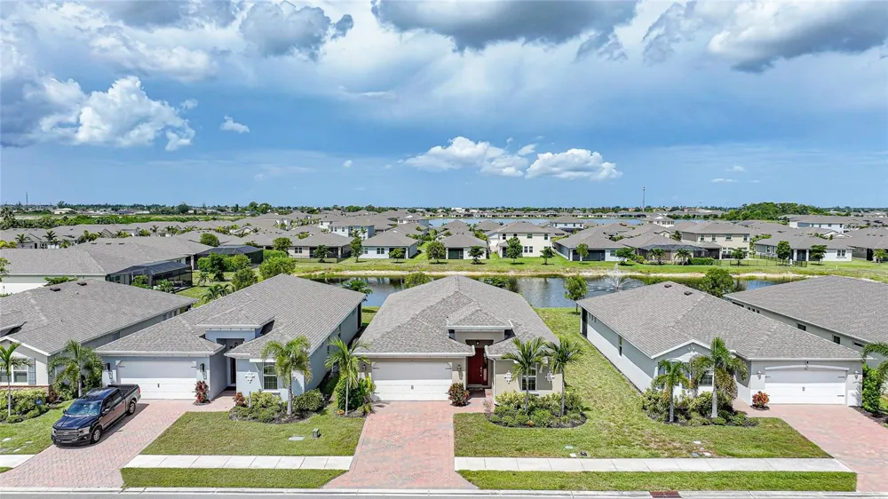 719 HEATHER LAKE AVENUE Cape Coral, FL 33993