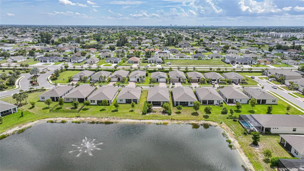 719 HEATHER LAKE AVENUE Cape Coral, FL 33993