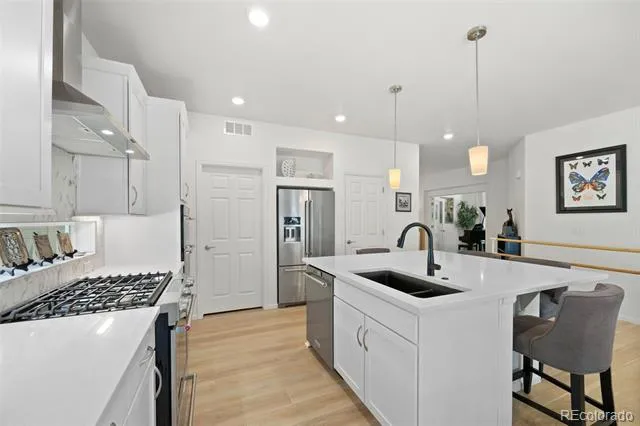 5037 Quemoy Street Aurora, CO 80019