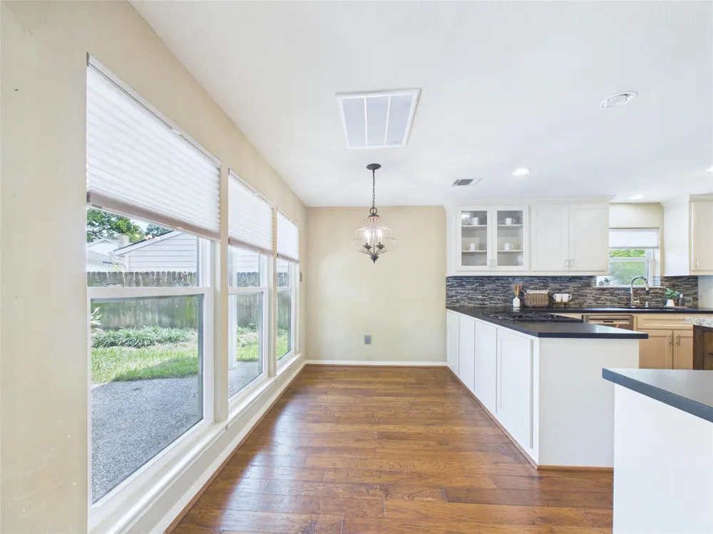 1010 Baronridge Drive Seabrook, TX 77586