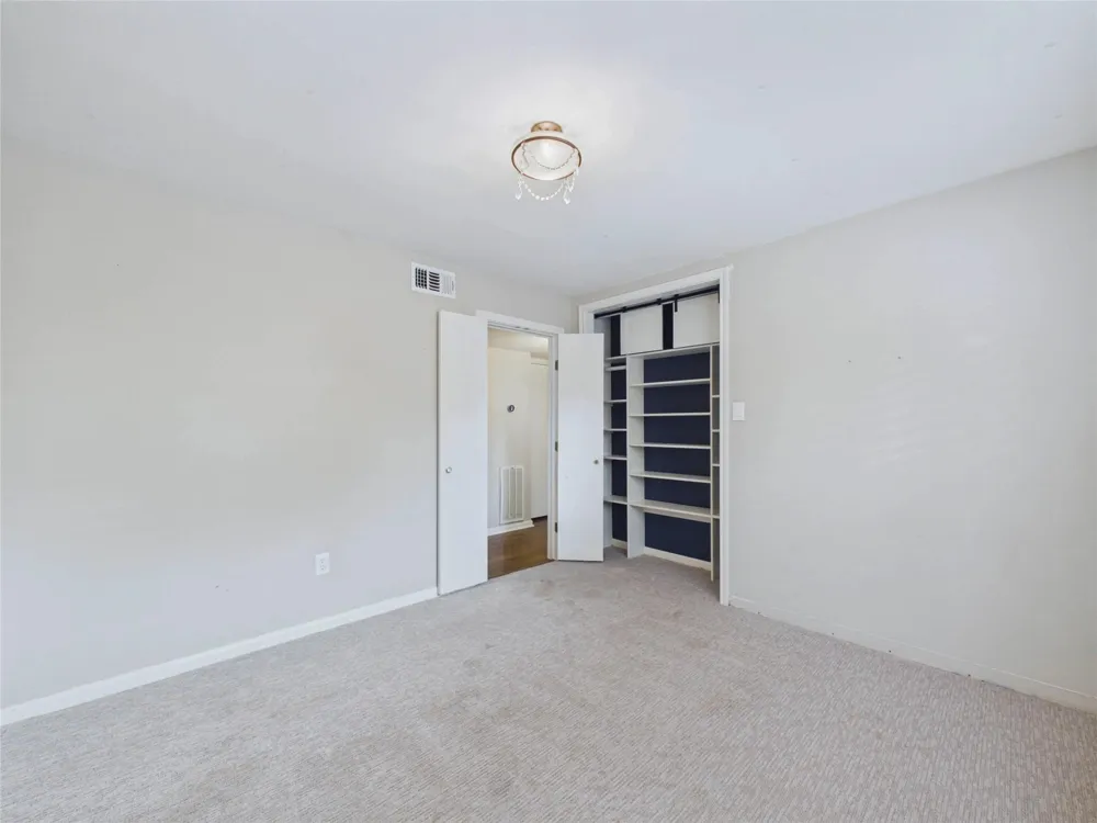 1010 Baronridge Drive Seabrook, TX 77586