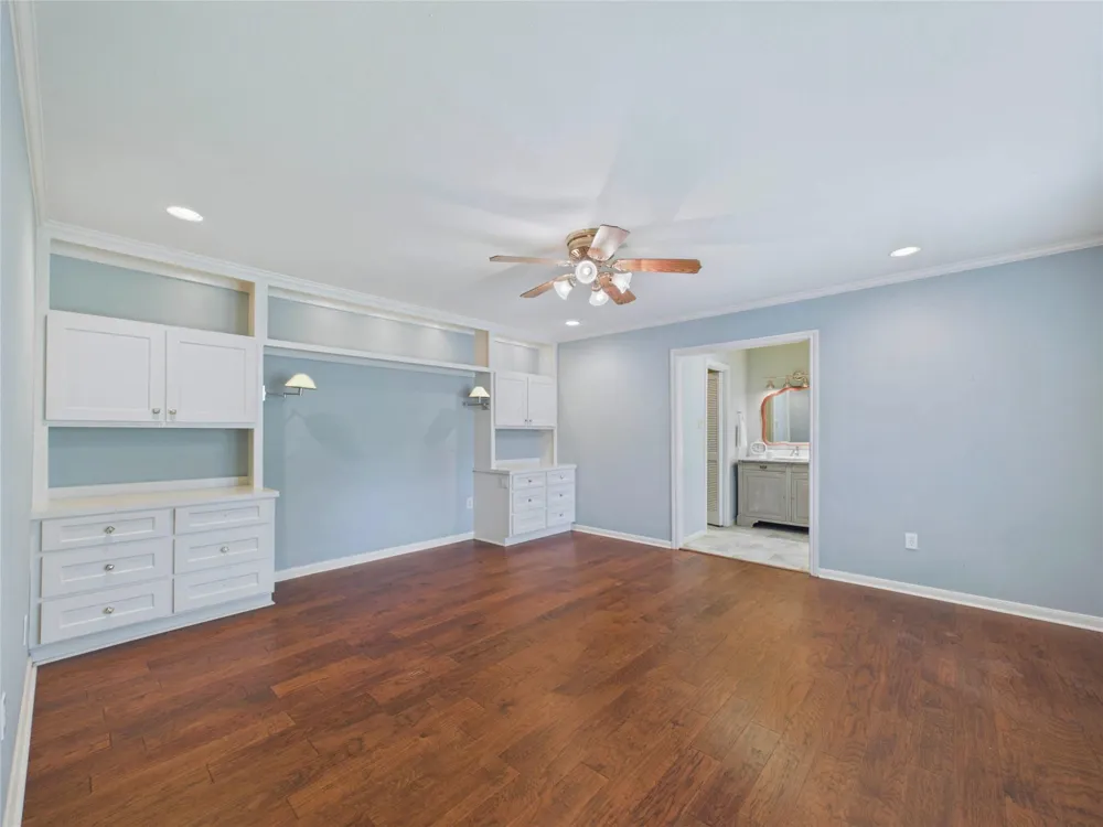 1010 Baronridge Drive Seabrook, TX 77586