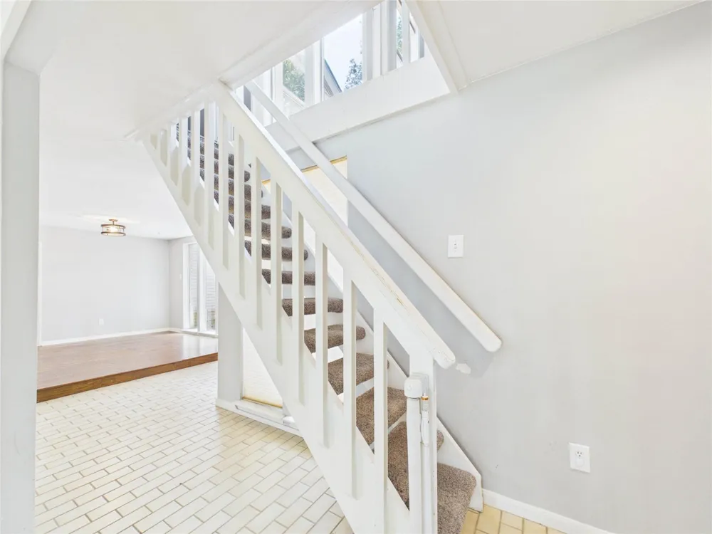1010 Baronridge Drive Seabrook, TX 77586