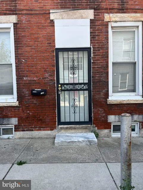 1515 DICKINSON STREET S #1