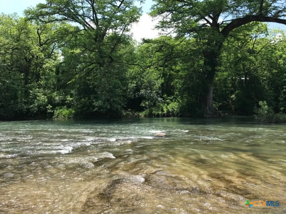 122 Passade New Braunfels, TX 78132