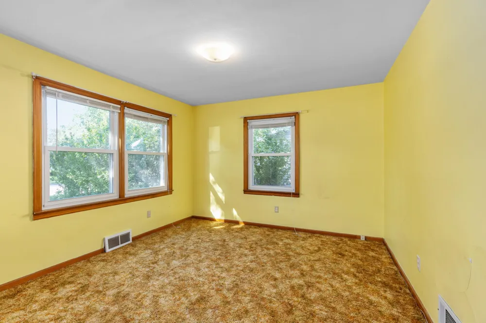 415 Hunt Street SE Lowell, MI 49331