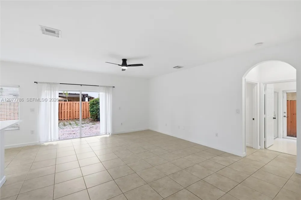 22505 SW 94th Pl Cutler Bay, FL 33190