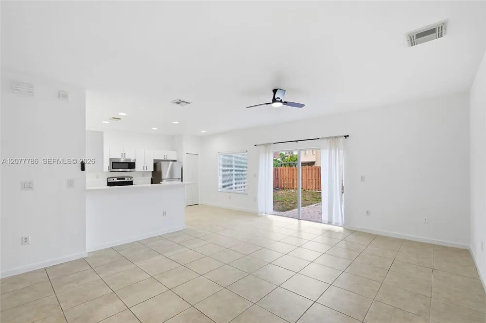 22505 SW 94th Pl Cutler Bay, FL 33190