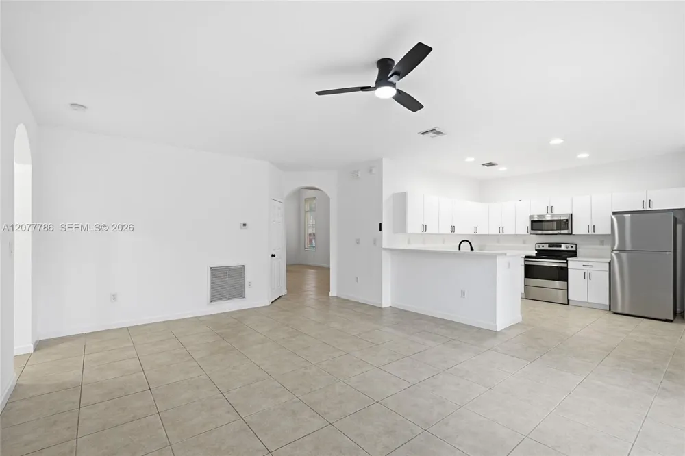 22505 SW 94th Pl Cutler Bay, FL 33190