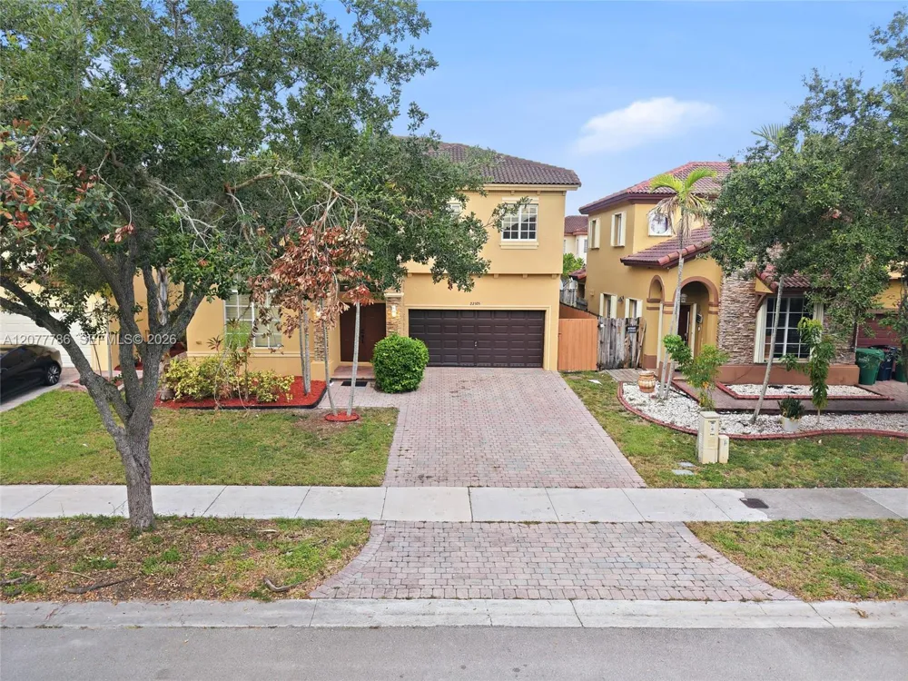 22505 SW 94th Pl Cutler Bay, FL 33190