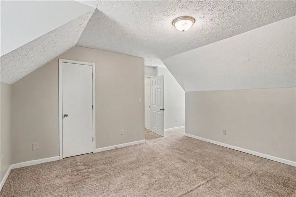 9042 Chestnut Lake Drive Jonesboro, GA 30236