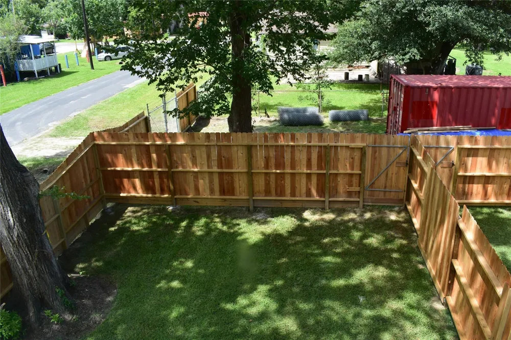 4746 3rd Bacliff, TX 77518