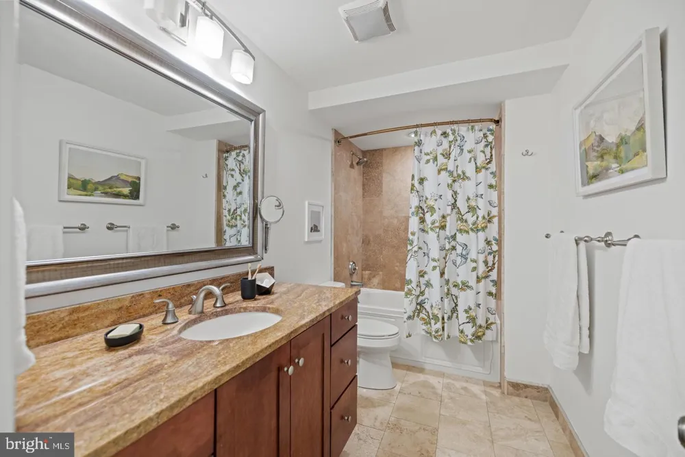 1237 KENYON STREET NW #1 Washington, DC 20010
