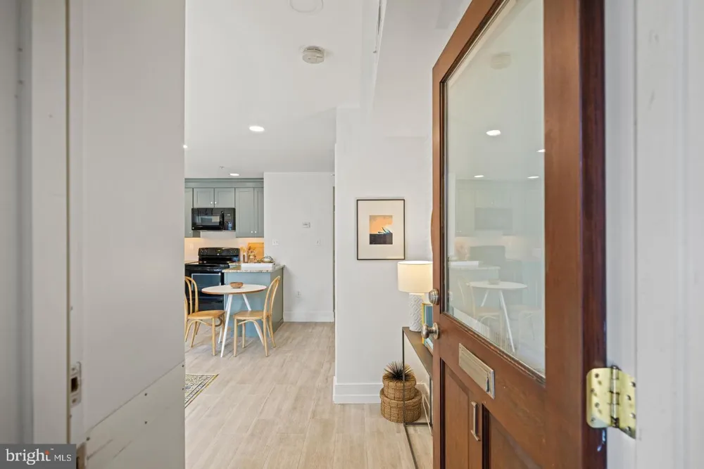 1237 KENYON STREET NW #1 Washington, DC 20010