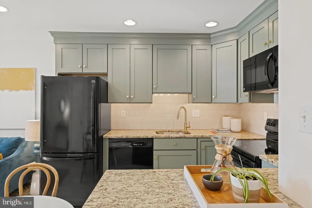 1237 KENYON STREET NW #1 Washington, DC 20010