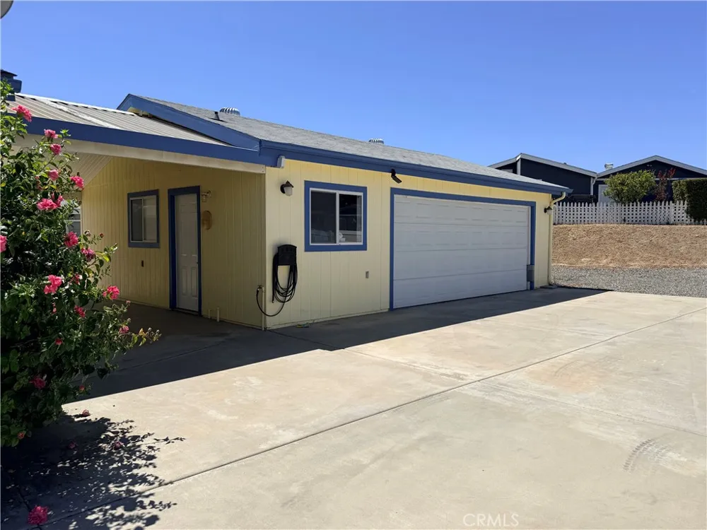 38055 Calle Amigable Murrieta, CA 92563