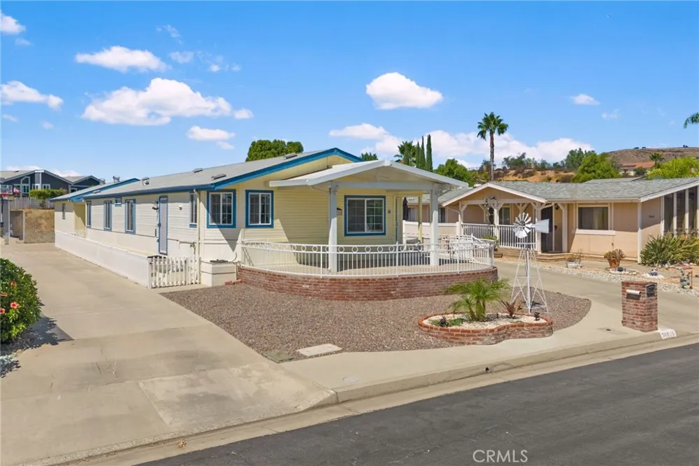 38055 Calle Amigable Murrieta, CA 92563