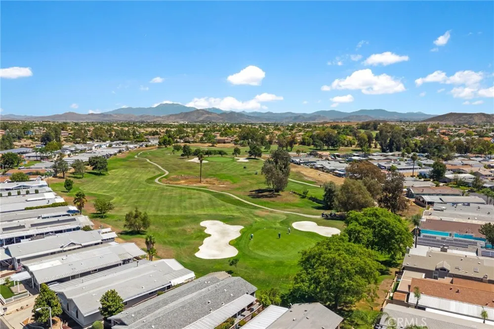 38055 Calle Amigable Murrieta, CA 92563