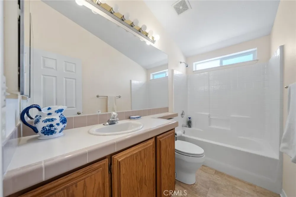 38055 Calle Amigable Murrieta, CA 92563