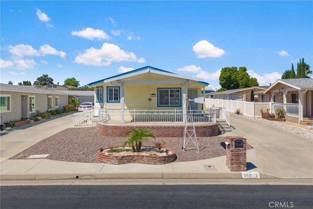 38055 Calle Amigable Murrieta, CA 92563