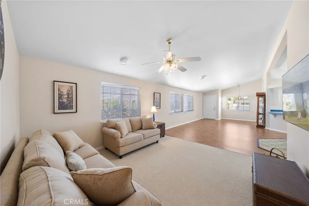 38055 Calle Amigable Murrieta, CA 92563