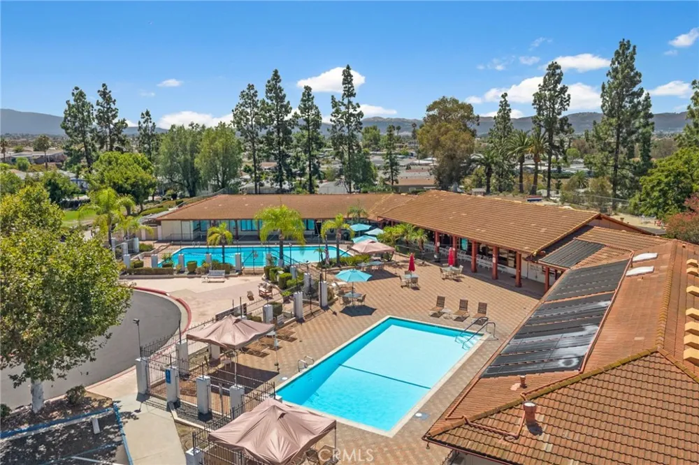38055 Calle Amigable Murrieta, CA 92563