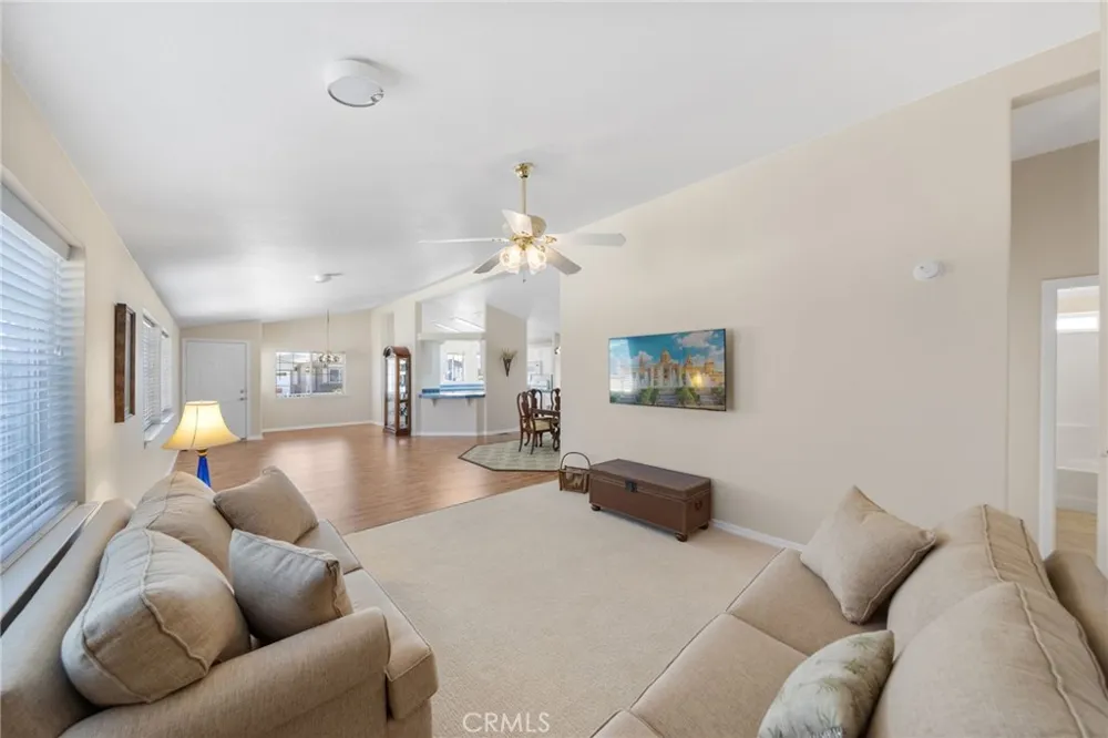 38055 Calle Amigable Murrieta, CA 92563