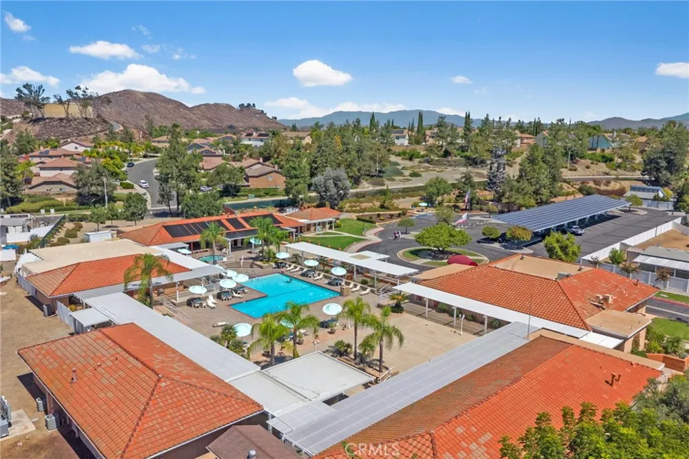 38055 Calle Amigable Murrieta, CA 92563
