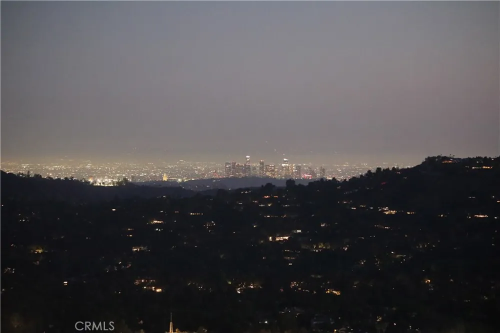 750 Galaxy Heights La Canada Flintridge, CA 91011