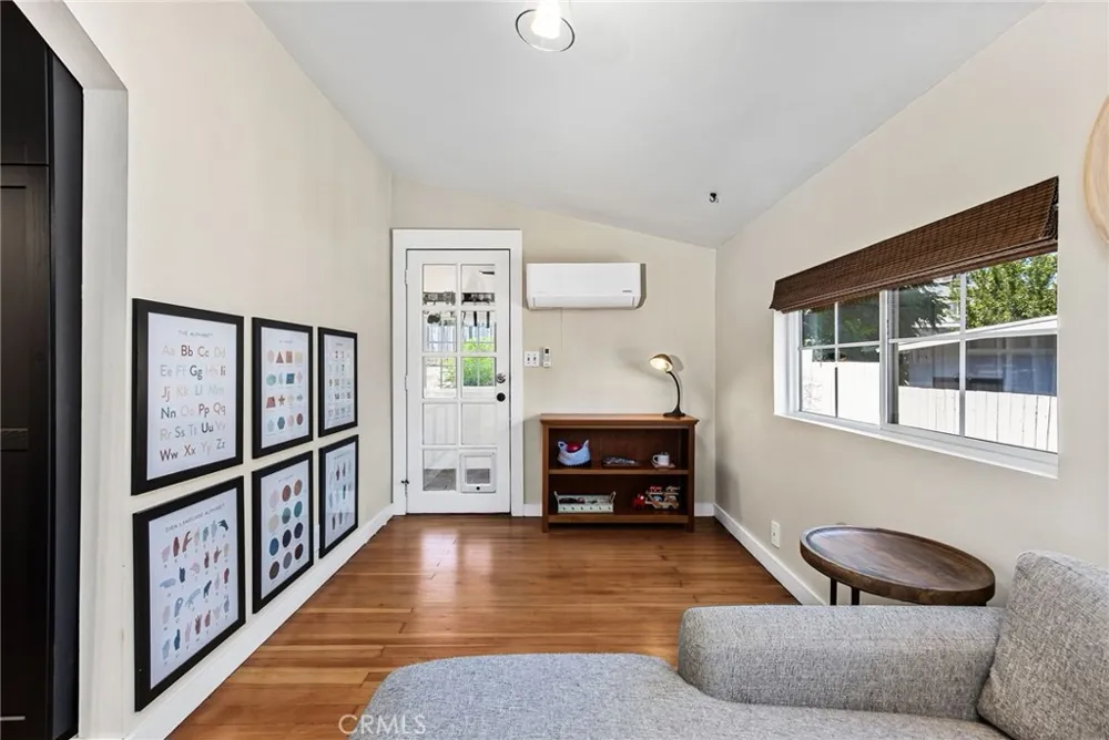33205 Zellar Lake Elsinore, CA 92530