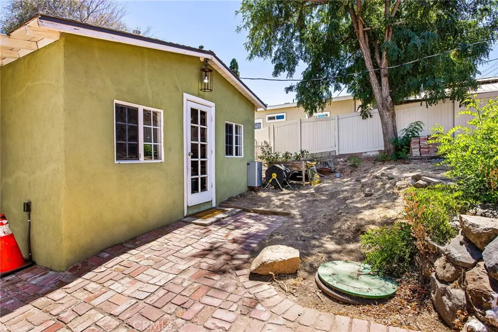 33205 Zellar Lake Elsinore, CA 92530