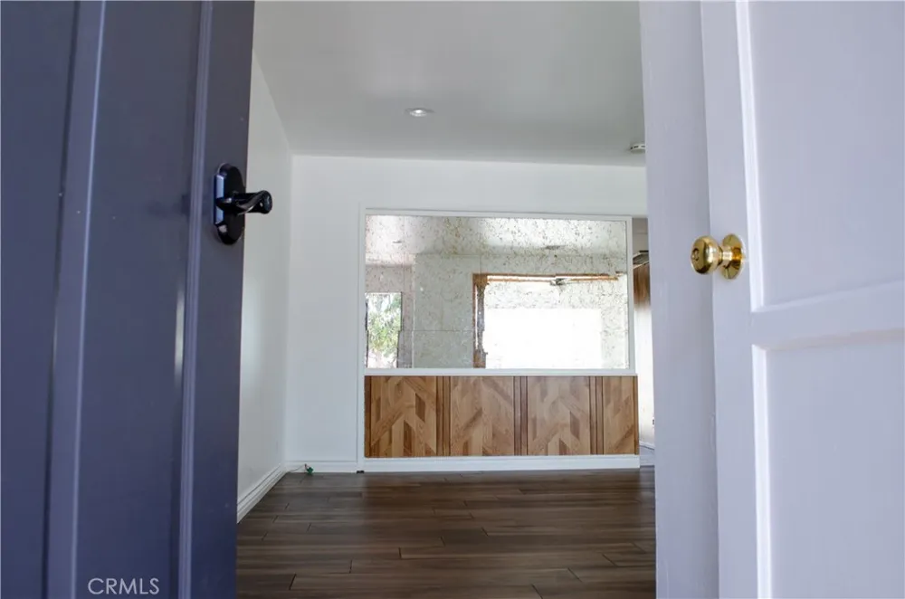 13563 Montague Arleta, CA 91331