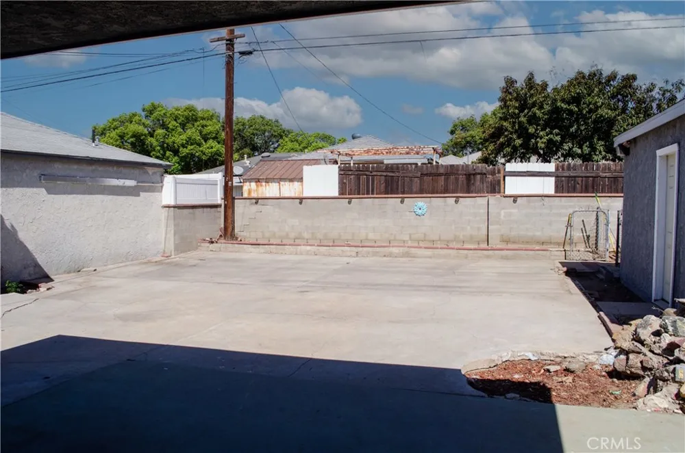 13563 Montague Arleta, CA 91331