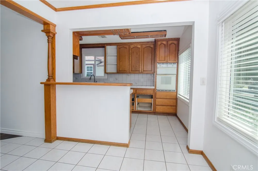 13563 Montague Arleta, CA 91331