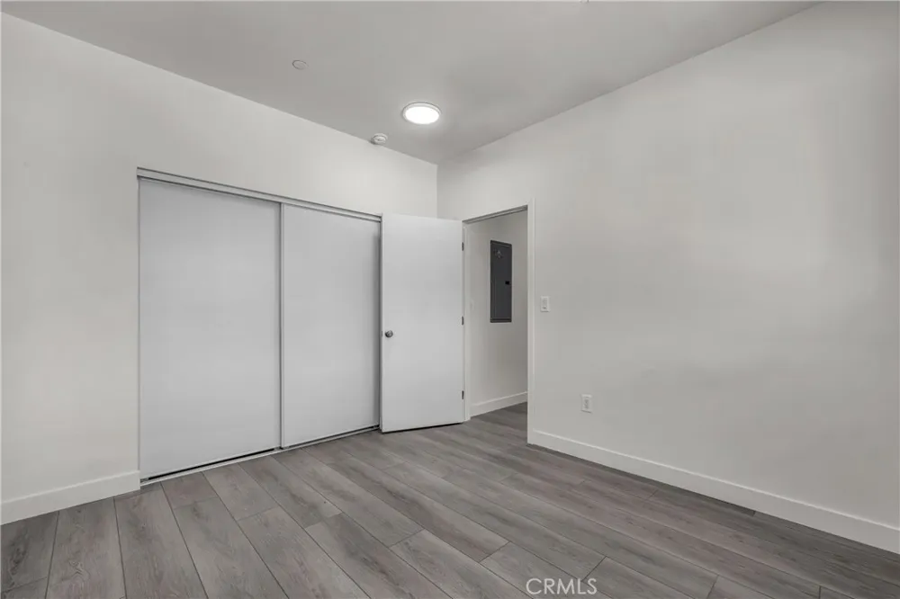 10882 Dora Sun Valley, CA 91352
