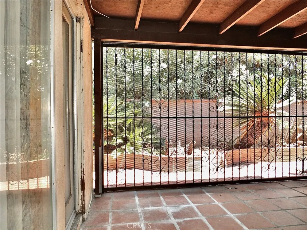 13912 S Parmelee Compton, CA 90222