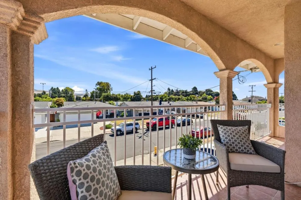 27093 Lemay Way Hayward, CA 94544